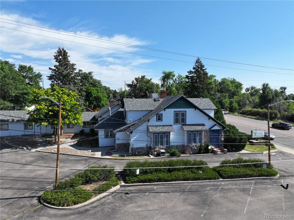 1777 Kipling Street, Lakewood, CO 80215