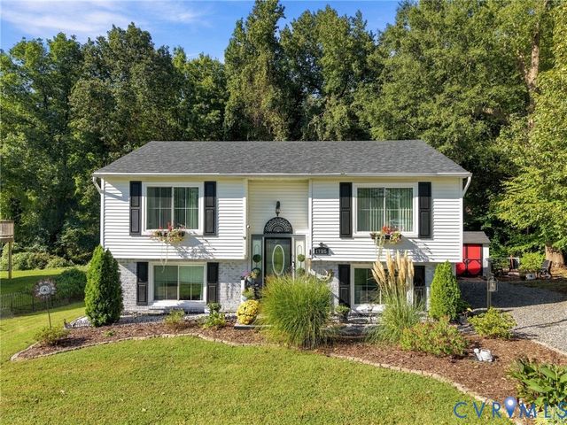 1725 Debbie Ln, Richmond, VA 23222