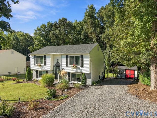 1725 Debbie Ln, Richmond, VA 23222