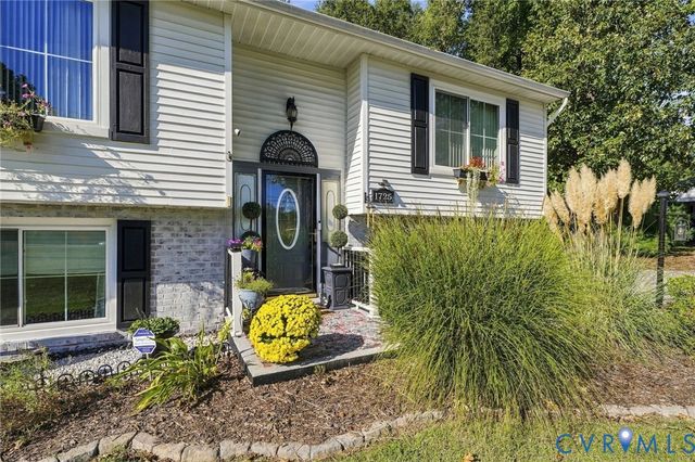1725 Debbie Ln, Richmond, VA 23222