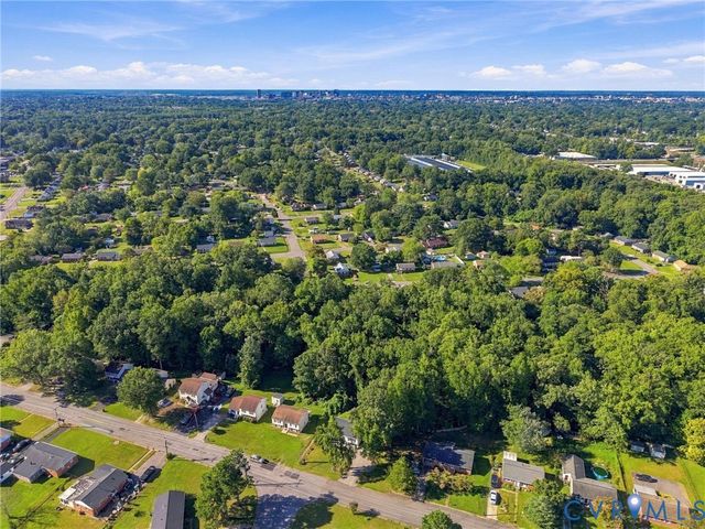 1725 Debbie Ln, Richmond, VA 23222