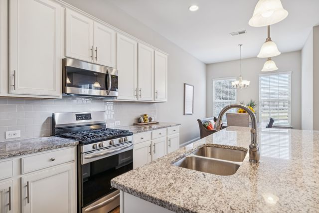 2001 Inland Dr, Franklin, TN 37064