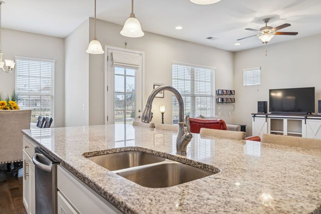 2001 Inland Dr, Franklin, TN 37064