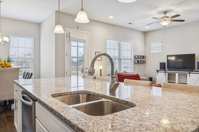 2001 Inland Dr, Franklin, TN 37064