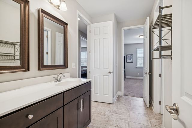 2001 Inland Dr, Franklin, TN 37064