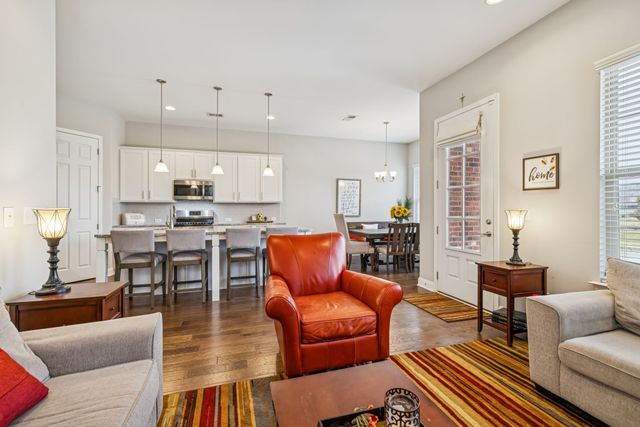 2001 Inland Dr, Franklin, TN 37064