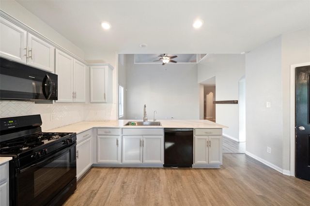 6161 White Oak Leaf Loop, Conroe, TX 77303