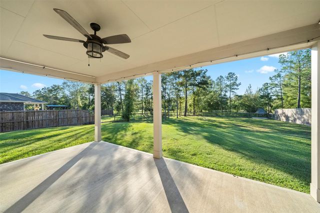 6161 White Oak Leaf Loop, Conroe, TX 77303