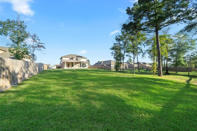6161 White Oak Leaf Loop, Conroe, TX 77303