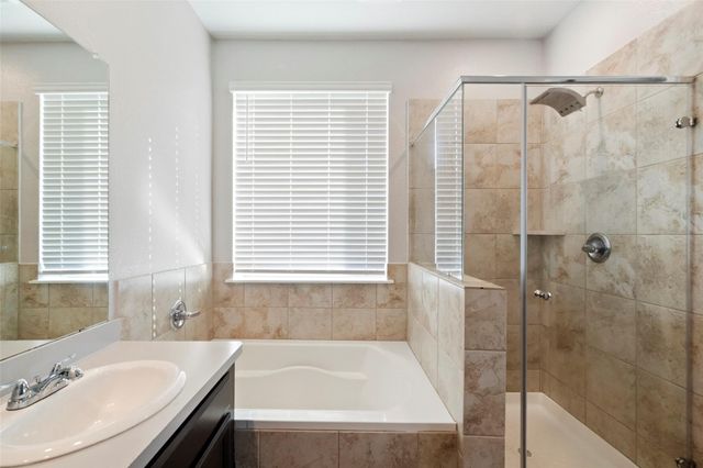 6161 White Oak Leaf Loop, Conroe, TX 77303