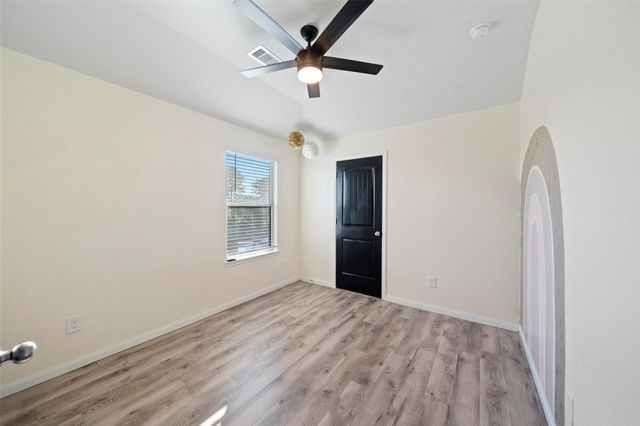 6161 White Oak Leaf Loop, Conroe, TX 77303