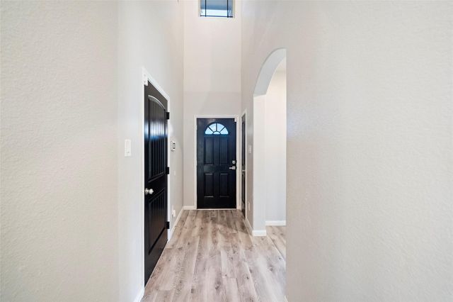 6161 White Oak Leaf Loop, Conroe, TX 77303