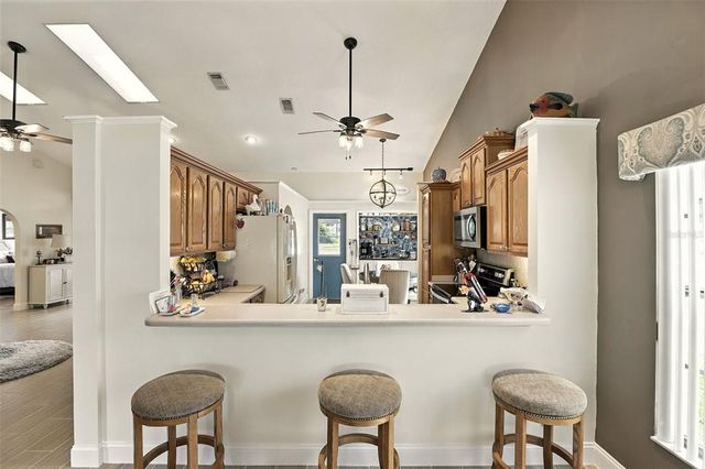 1025 WHITTIER CIRCLE, Oviedo, FL 32765