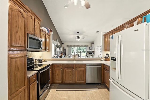 1025 WHITTIER CIRCLE, Oviedo, FL 32765