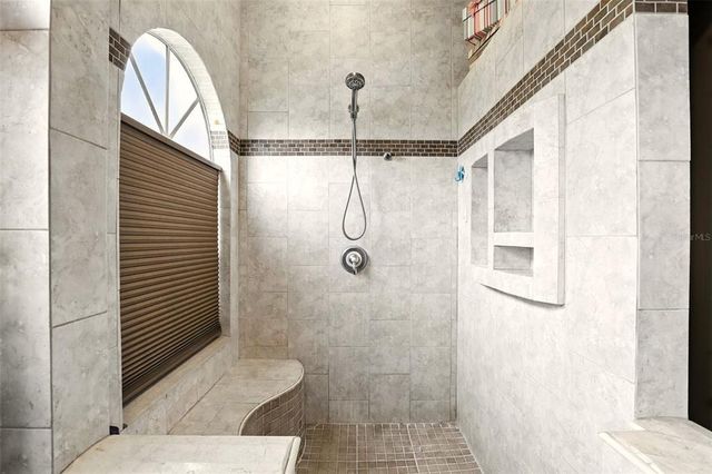 1025 WHITTIER CIRCLE, Oviedo, FL 32765