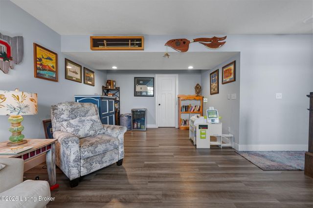 107 Seabiscuit Ct, Elizabethtown, KY 42701