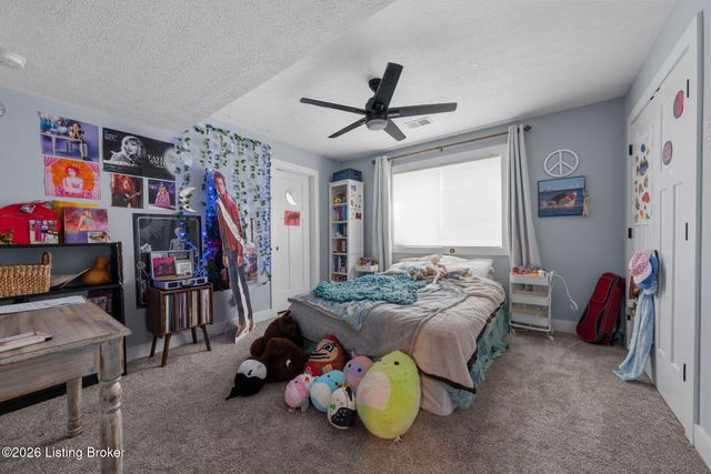 107 Seabiscuit Ct, Elizabethtown, KY 42701