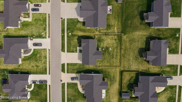 107 Seabiscuit Ct, Elizabethtown, KY 42701
