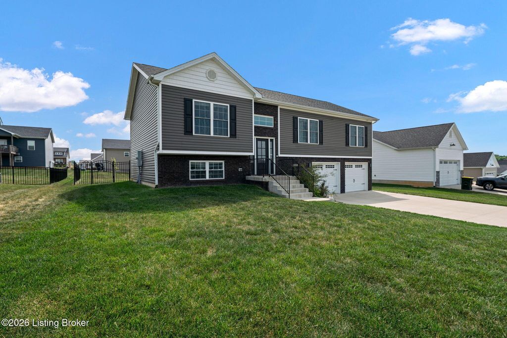 107 Seabiscuit Ct, Elizabethtown, KY 42701