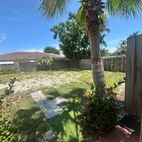 201 NE 30TH Street, Boca Raton, FL 33431