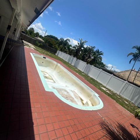 201 NE 30TH Street, Boca Raton, FL 33431