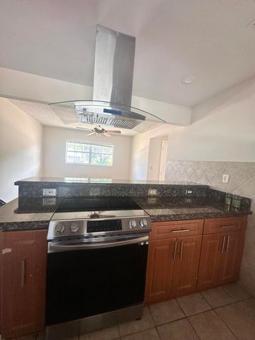 201 NE 30TH Street, Boca Raton, FL 33431