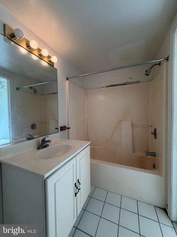 1603 MARION QUIMBY DR, Stevensville, MD 21666