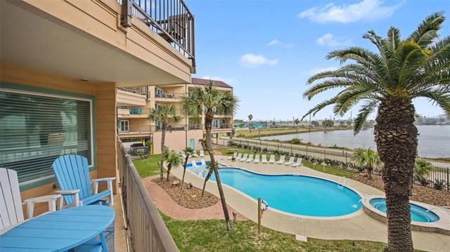 9520 Seawall Boulevard 142, Galveston, TX 77554