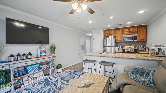 9520 Seawall Boulevard 142, Galveston, TX 77554