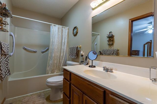 1810 15th Street, Hazel Green, WI 53811