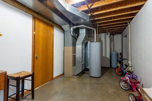 1810 15th Street, Hazel Green, WI 53811