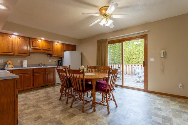 1810 15th Street, Hazel Green, WI 53811