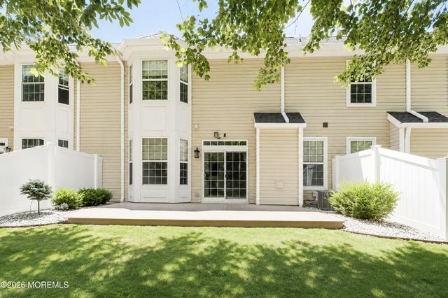 183 Shinnecock Drive, Manalapan, NJ 07726