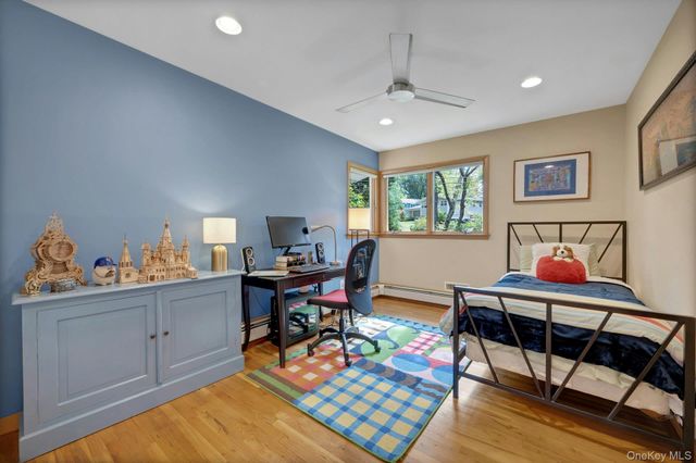 1 Leone Close, Scarsdale, NY 10583