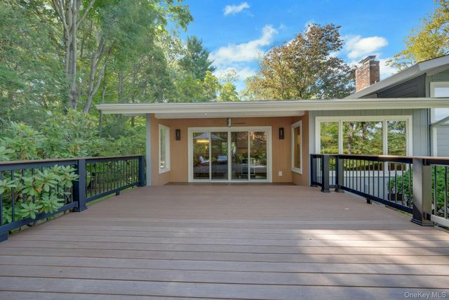 1 Leone Close, Scarsdale, NY 10583