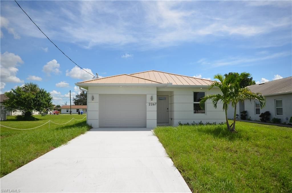 2267 French ST, FORT MYERS, FL 33916 — photo 2