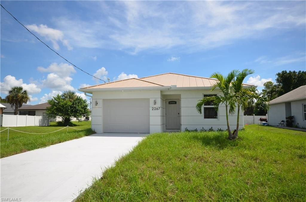 2267 French ST, FORT MYERS, FL 33916 — photo 3