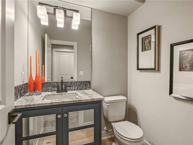 16724 Hayes Street, Overland Park, KS 66085