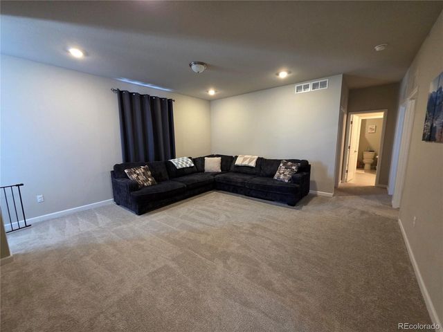 54889 E 31st Ave, Strasburg, CO 80136