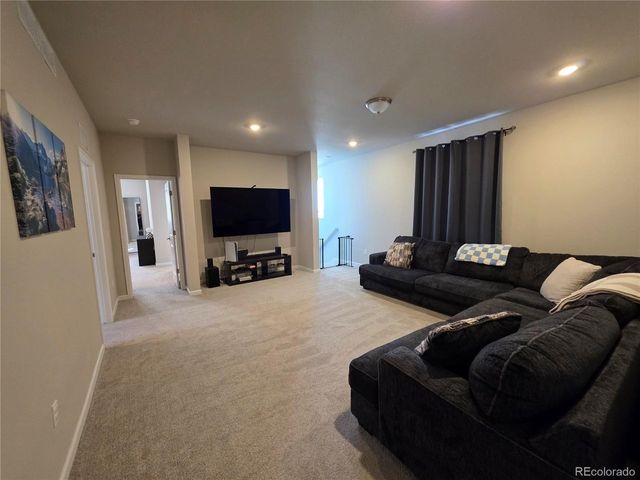 54889 E 31st Ave, Strasburg, CO 80136