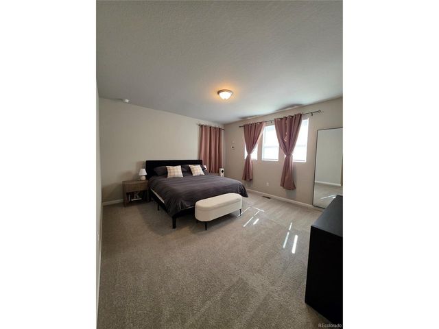 54889 E 31st Ave, Strasburg, CO 80136