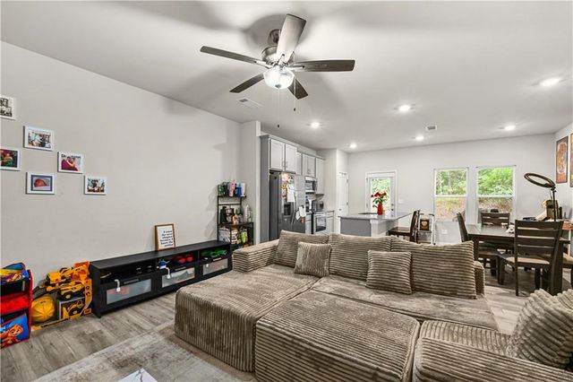 6317 Redan Square, Lithonia, GA 30058