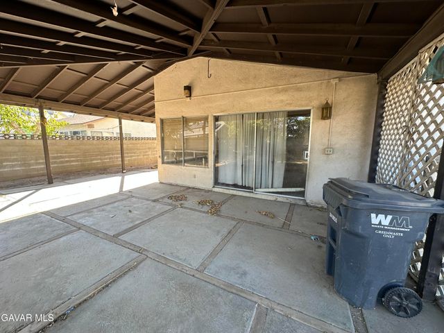 1111 Caperton Street, Lancaster, CA 93535