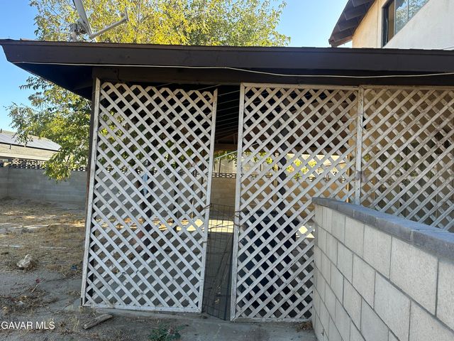 1111 Caperton Street, Lancaster, CA 93535