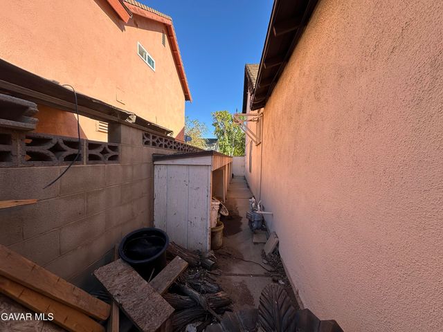 1111 Caperton Street, Lancaster, CA 93535