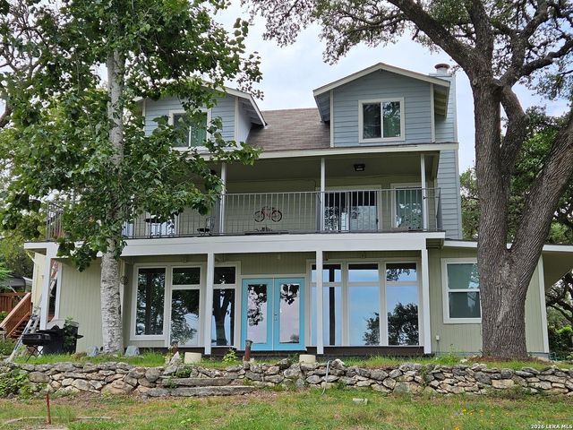 1676 Lake Dr, Spring Branch, TX 78070