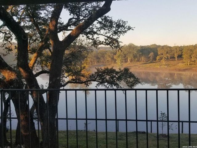 1676 Lake Dr, Spring Branch, TX 78070