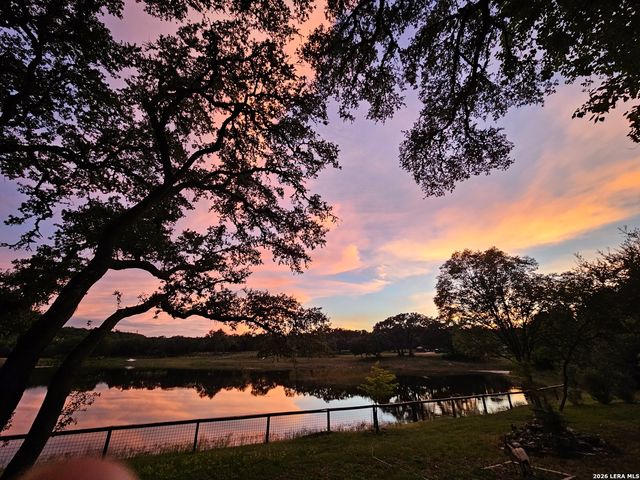 1676 Lake Dr, Spring Branch, TX 78070