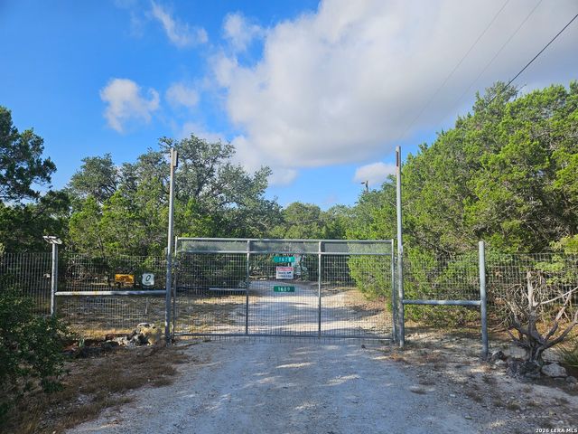 1676 Lake Dr, Spring Branch, TX 78070