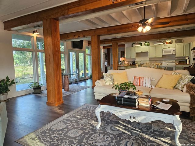 1676 Lake Dr, Spring Branch, TX 78070